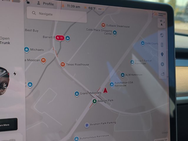 Used 2018 Tesla Model 3 Long Range RWD image 11