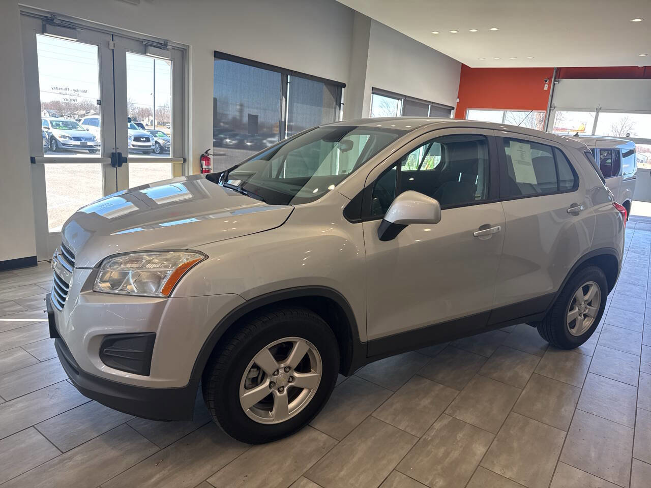 Used 2016 Chevrolet Trax LS AWD/4WD image 9