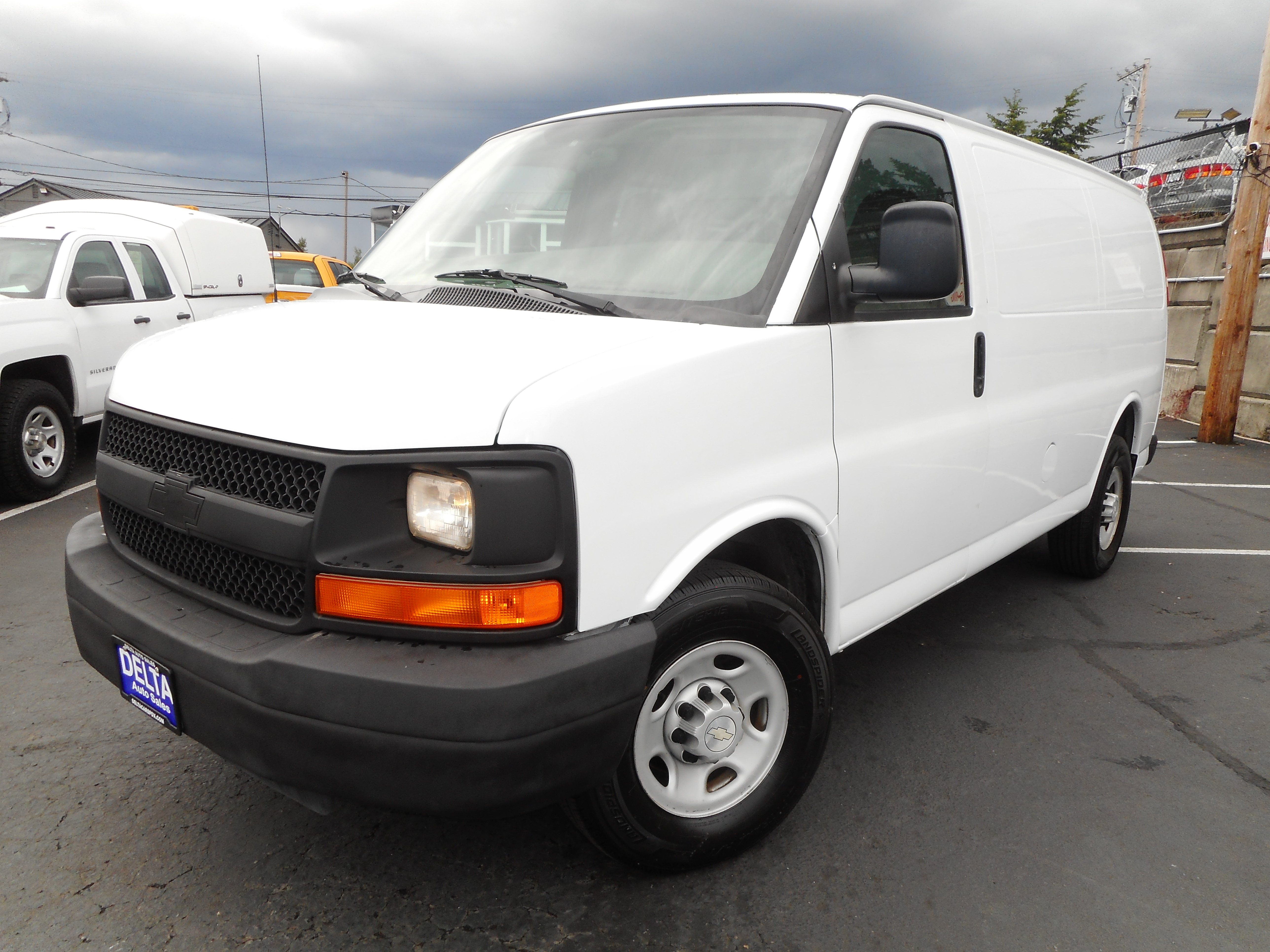 Used 2007 Chevrolet Express 2500 RWD image 4