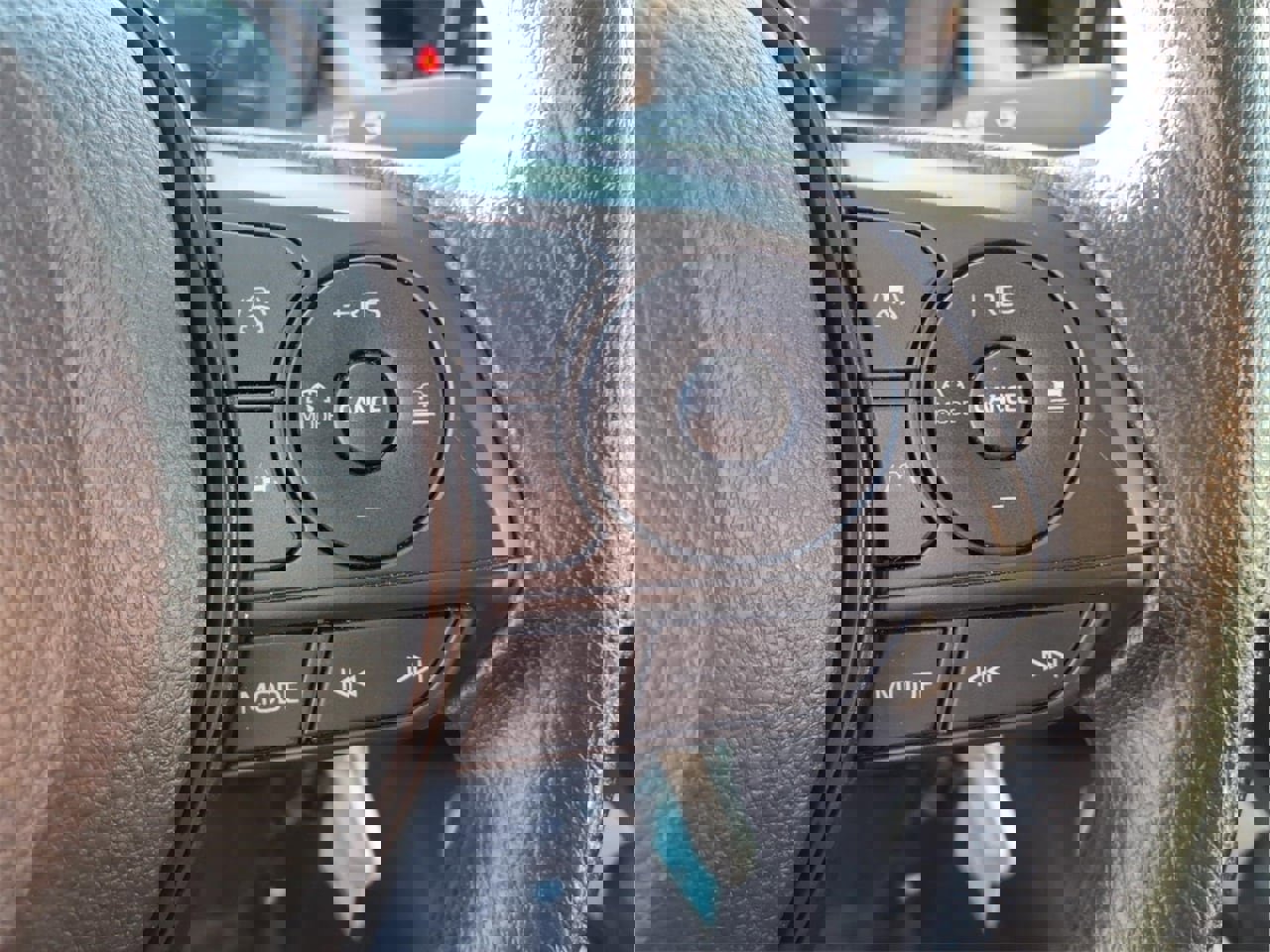 Used 2024 Toyota Corolla LE image 23