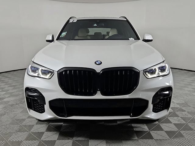 Used 2022 BMW X5 sDrive40i w/ M Sport Package RWD image 2
