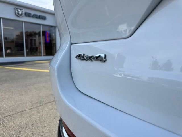 Certified 2023 Jeep Grand Cherokee Laredo image 35