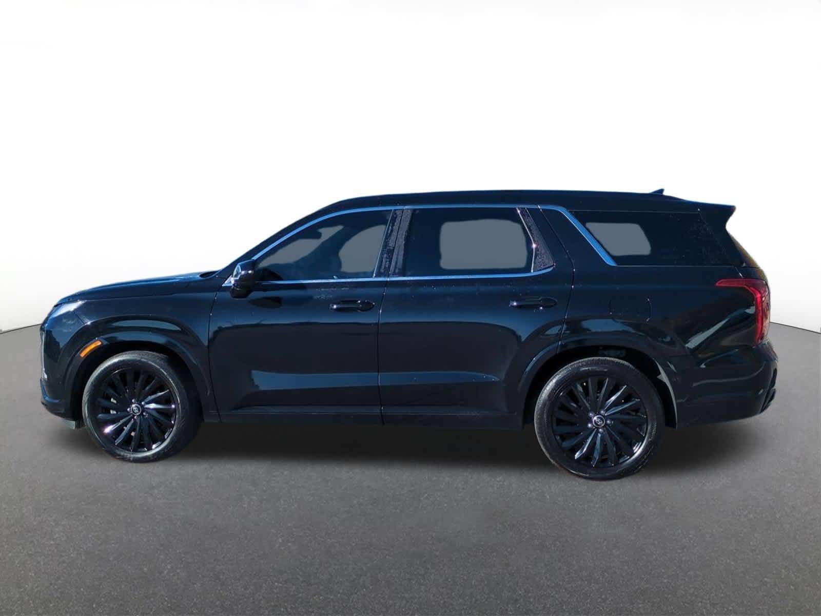 Used 2024 Hyundai Palisade Calligraphy AWD/4WD image 3