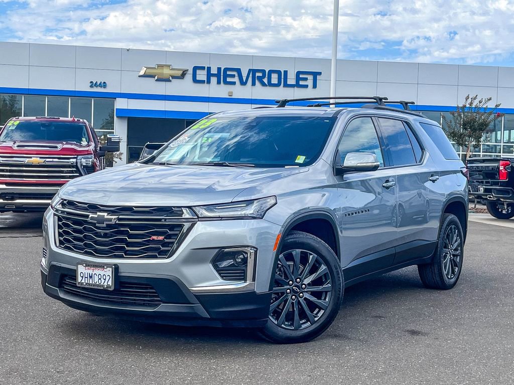Certified 2023 Chevrolet Traverse RS w/ LPO, Floor Liner Package