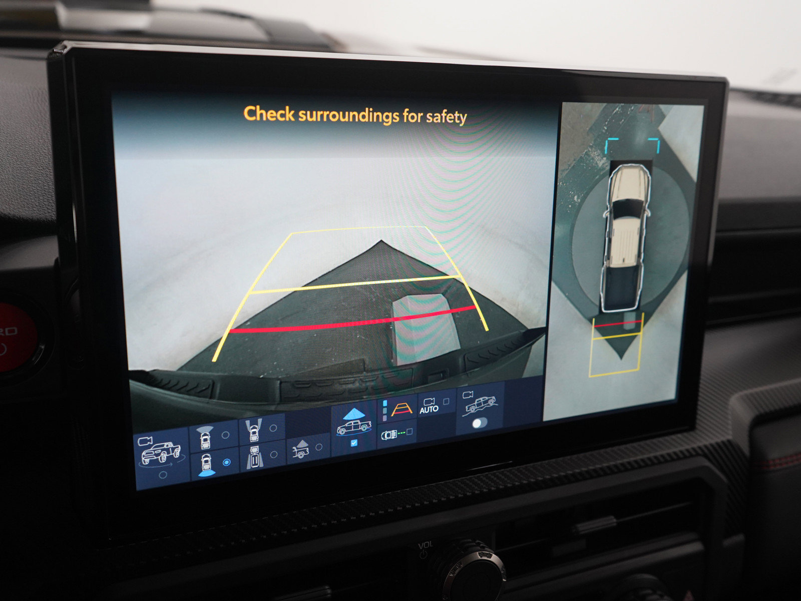 Used 2025 Toyota Tacoma TRD Pro image 24