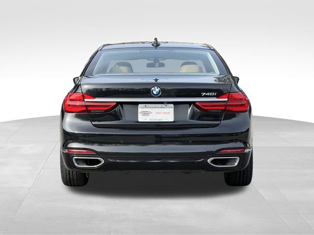 Used 2019 BMW 740i w/ Executive Package image 4