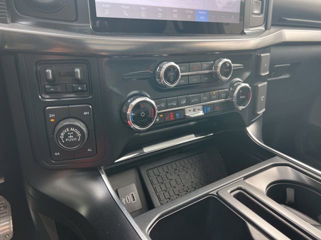 Used 2025 Ford F150 Raptor image 17