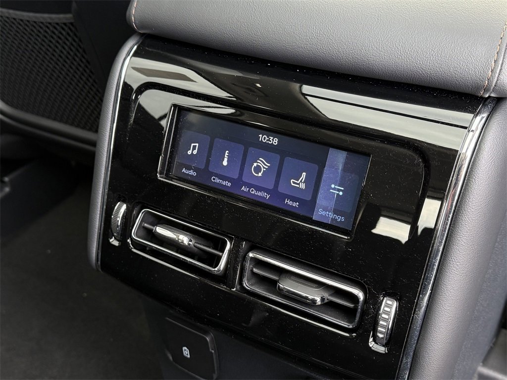 New 2026 Lincoln Aviator AWD image 13