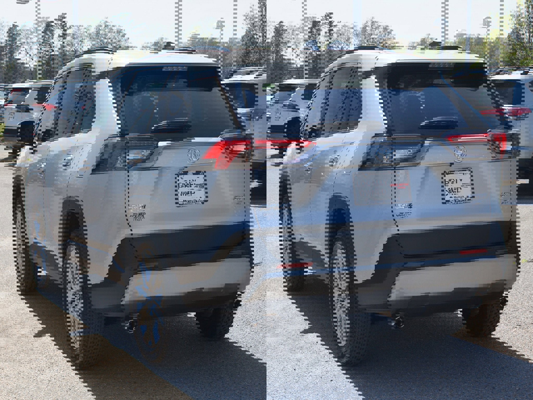 Used 2025 Toyota RAV4 Limited w/ Weather Package image 16