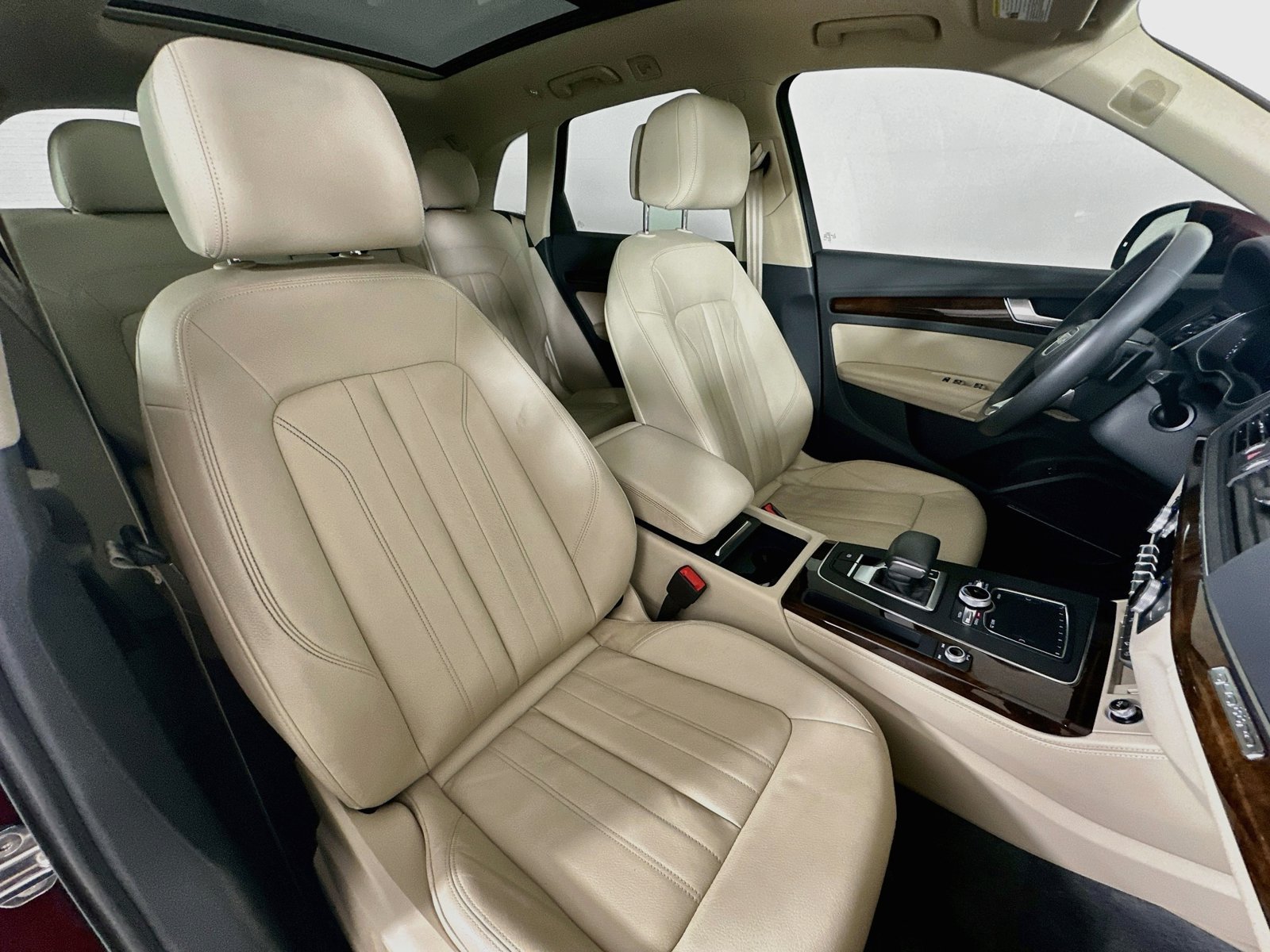 Used 2020 Audi Q5 e Prestige w/ Prestige Package AWD/4WD image 47