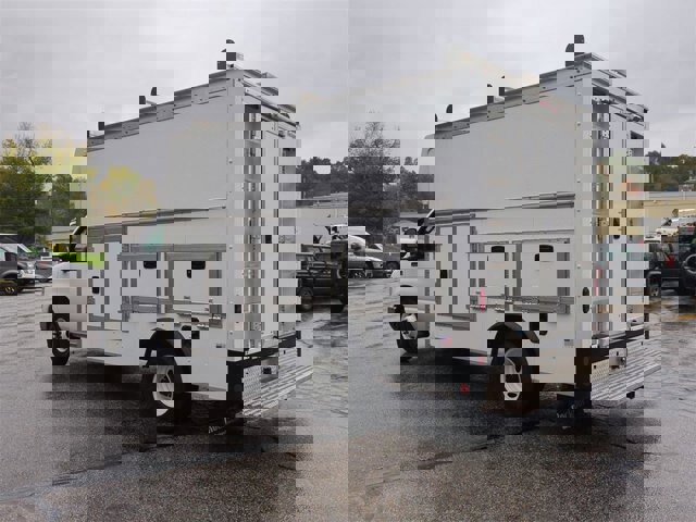 Certified 2024 Ford E-350 and Econoline 350 Super Duty w/ Power Windows & Locks Group image 5