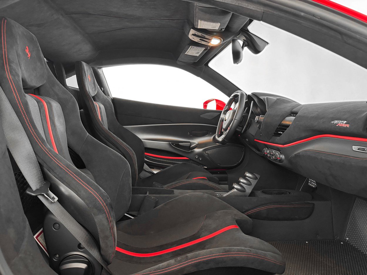 Used 2019 Ferrari 488 Pista Coupe image 27