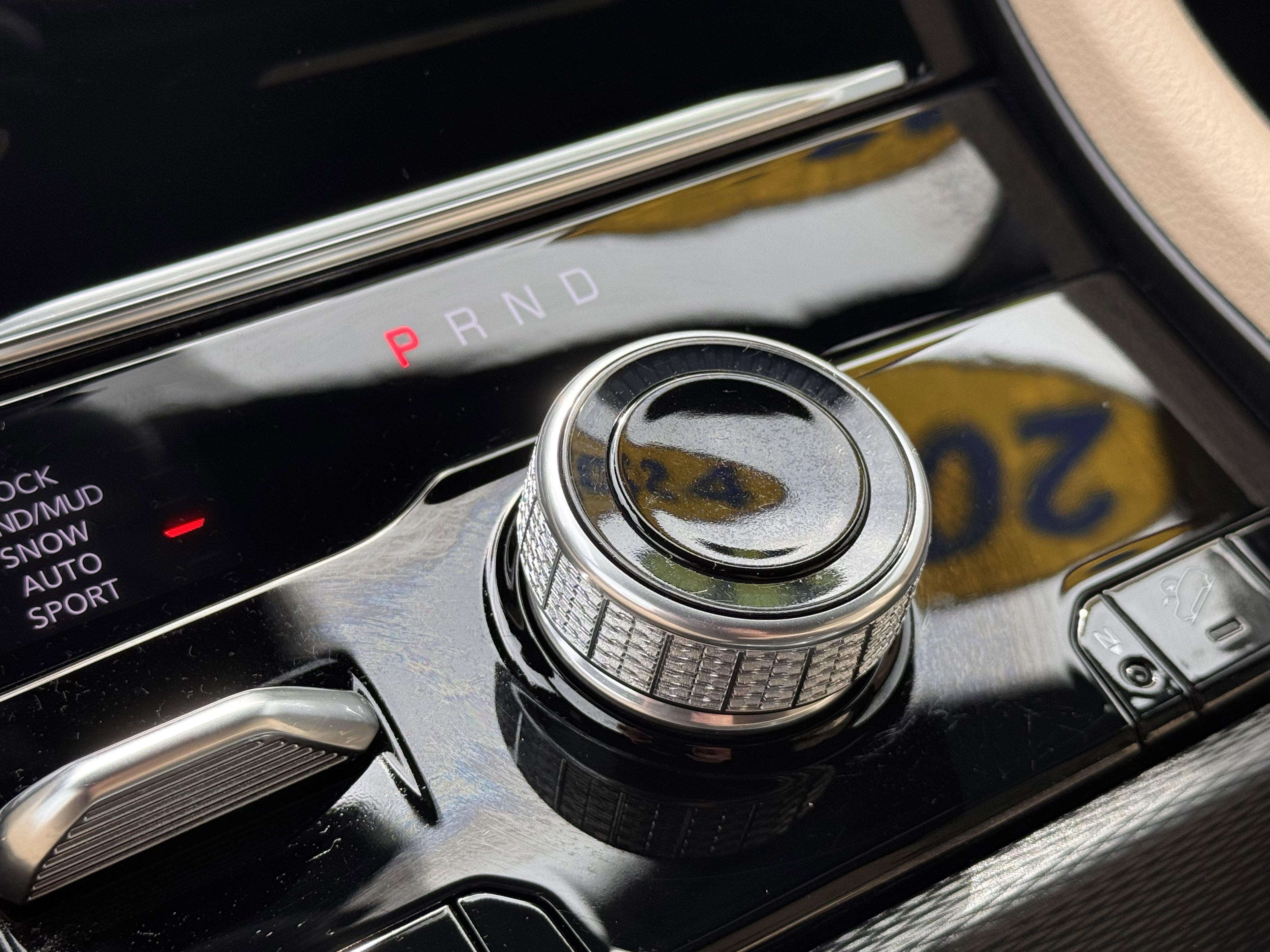 Used 2024 Jeep Grand Cherokee Limited 4xe image 29