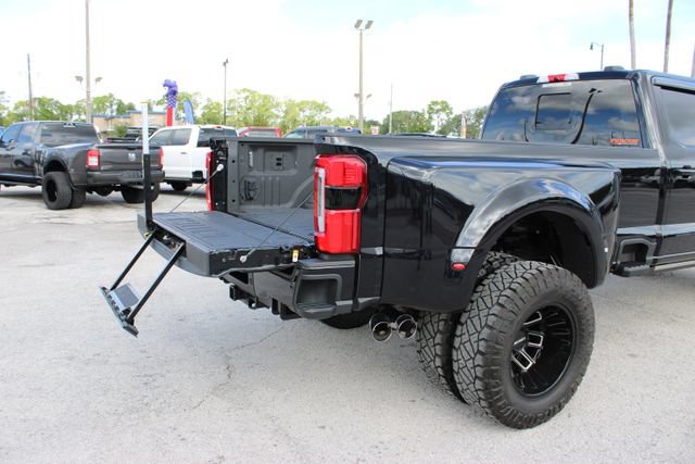 Used 2025 Ford F350 Platinum AWD/4WD image 11