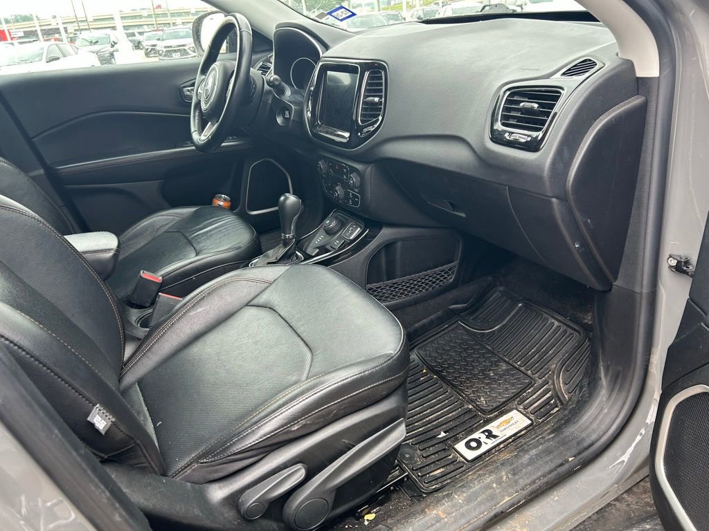 Used 2021 Jeep Compass Limited AWD/4WD image 13