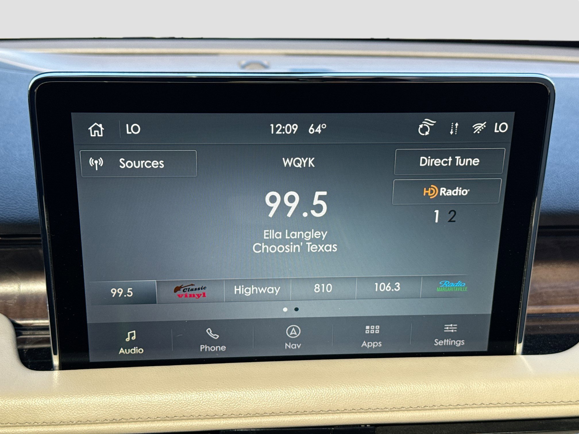 Used 2022 Lincoln Aviator Reserve w/ Elements Package Plus image 33