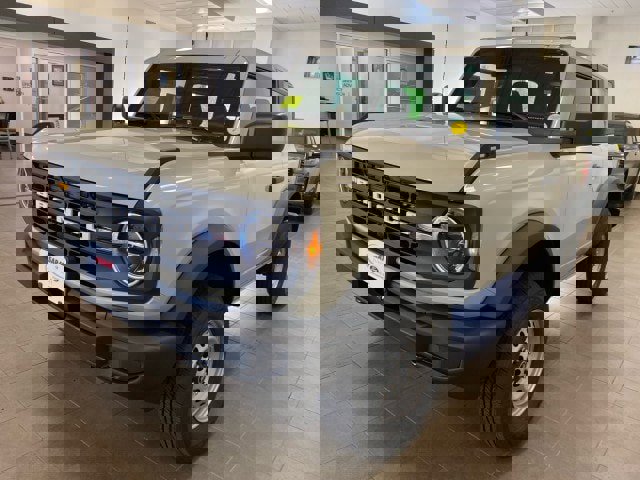 New 2025 Ford Bronco 2-Door image 4