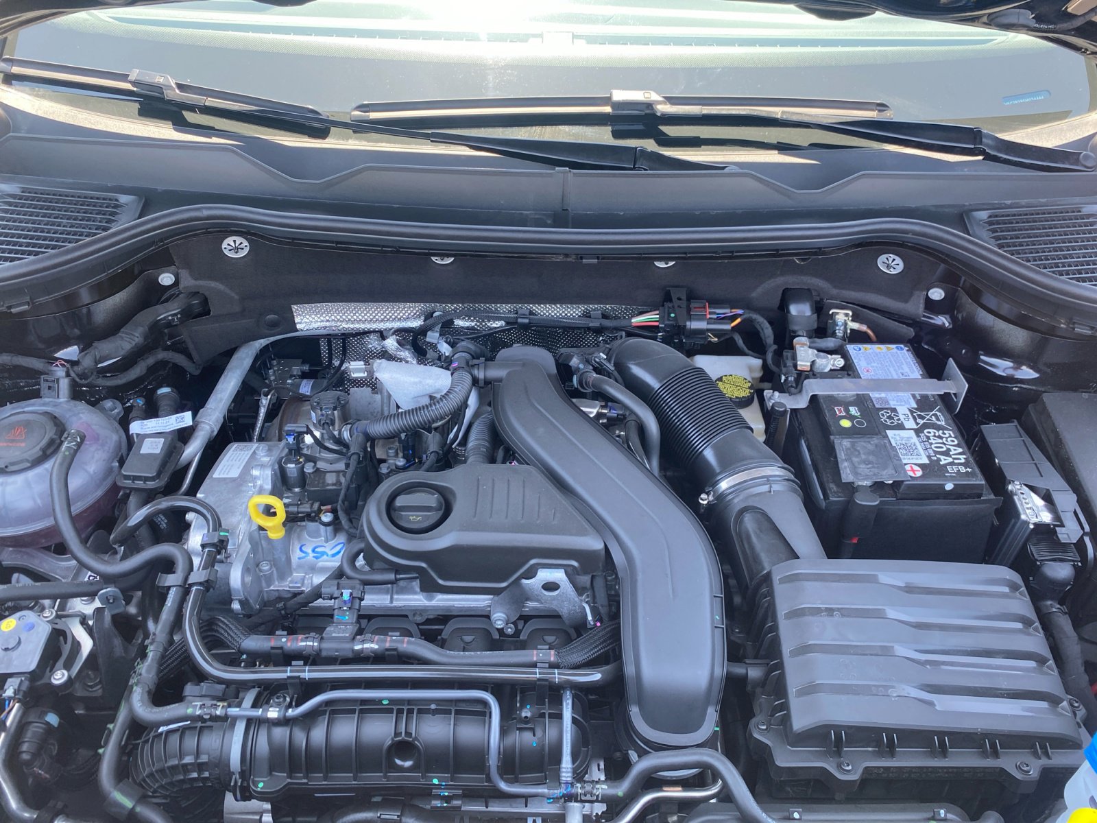 New 2025 Volkswagen Taos S image 21