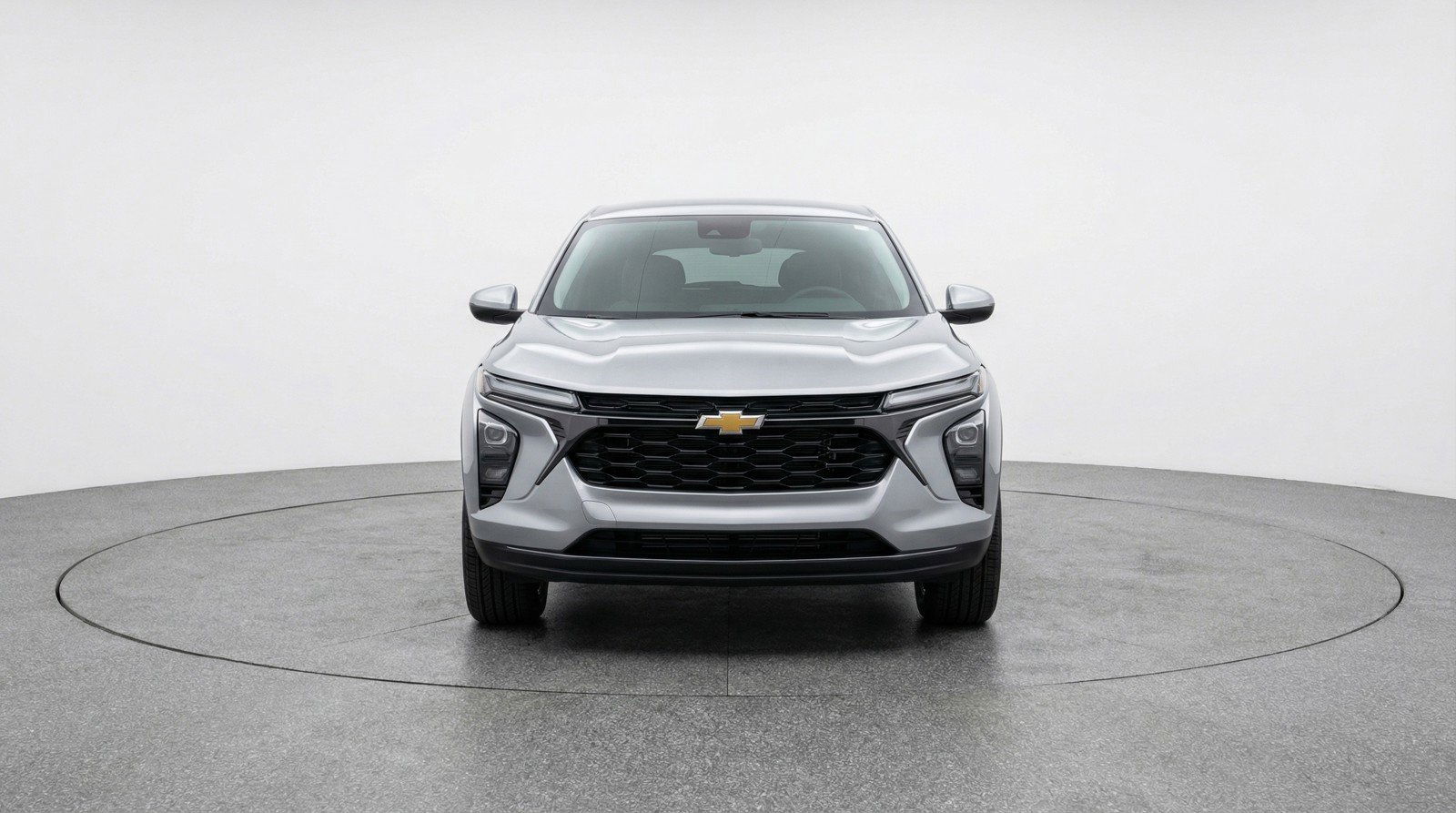 Used 2025 Chevrolet Blazer LT image 2