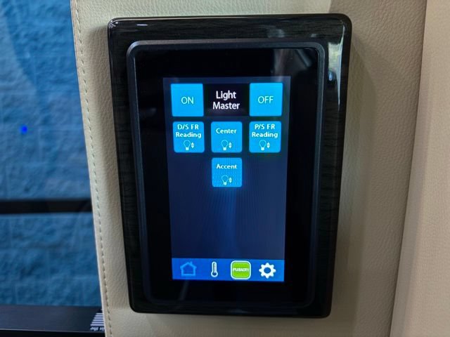 Used 2023 Mercedes-Benz Sprinter 3500 w/ Parking Package image 59