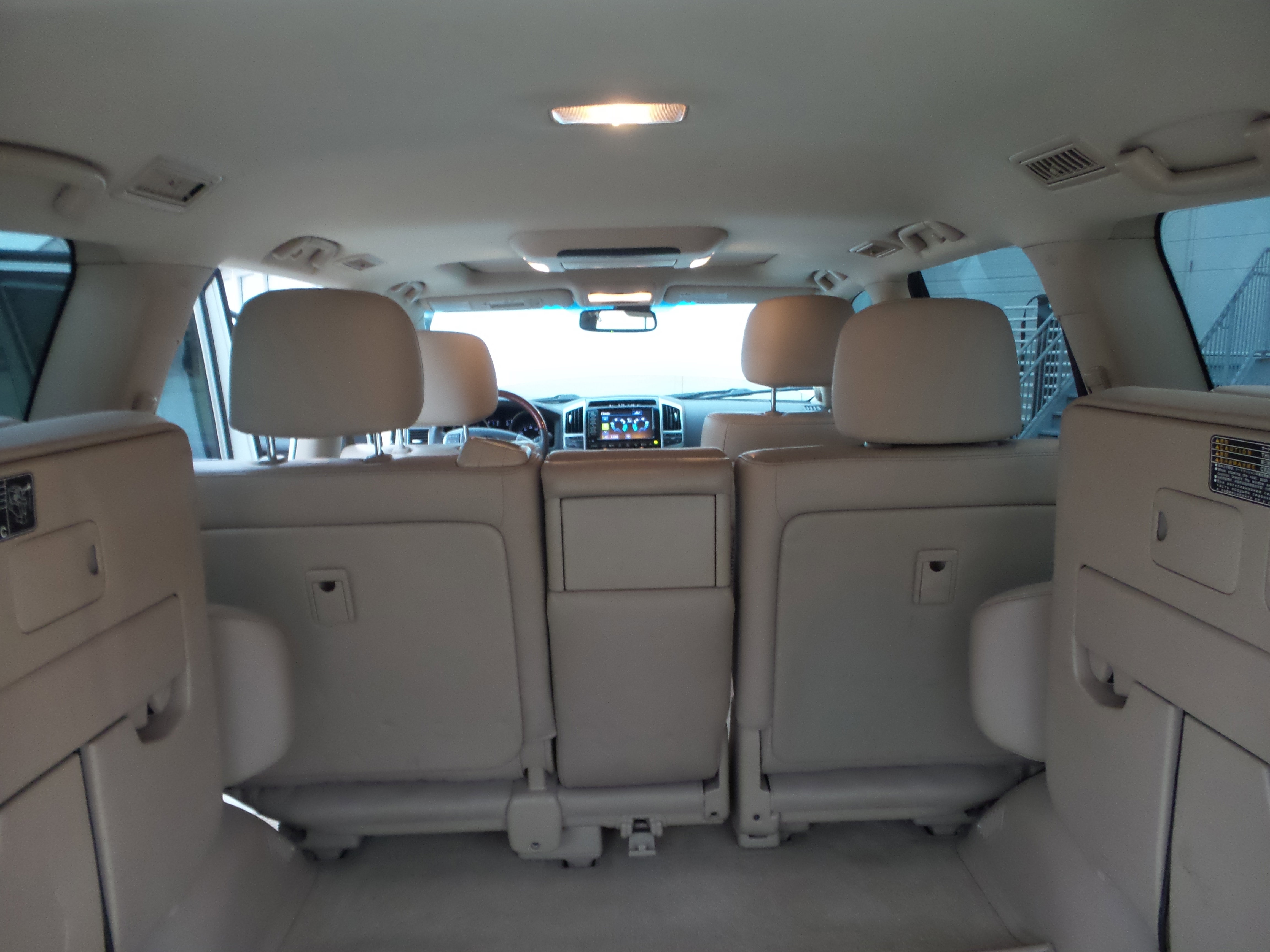 Used 2013 Toyota Land Cruiser image 25