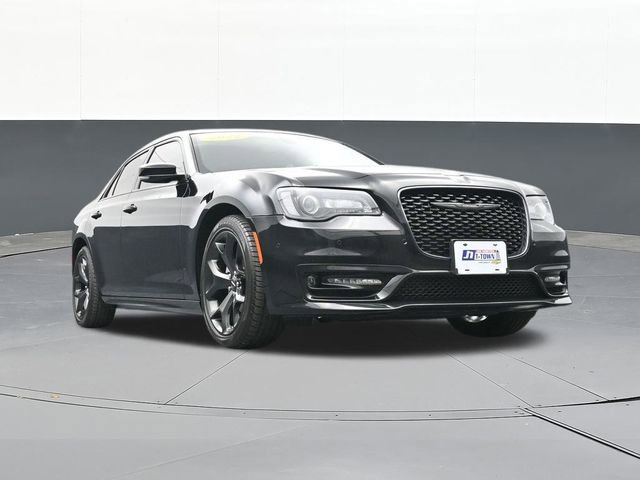 Used 2022 Chrysler 300 Touring L image 52