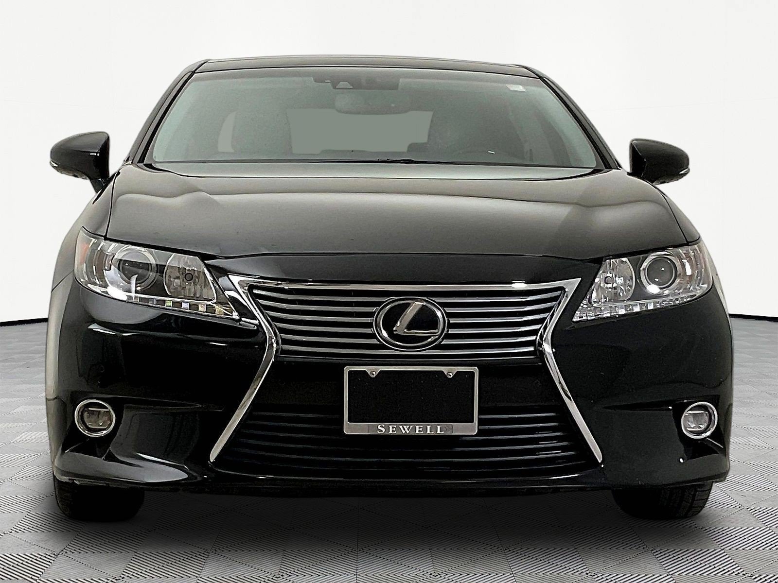 Used 2015 Lexus ES 350 FWD image 2