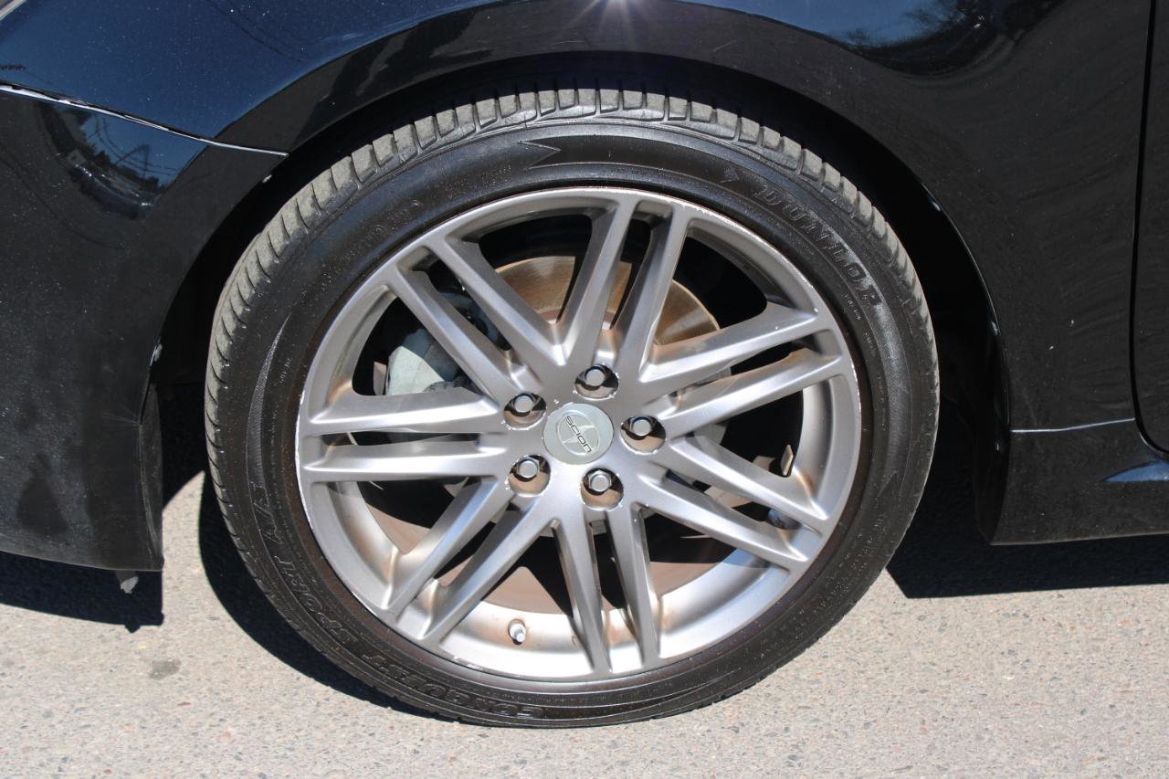 Used 2013 Scion tC image 17