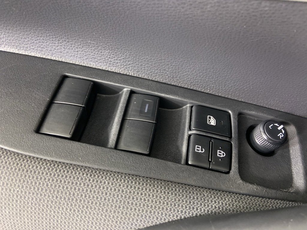 Used 2021 Toyota Corolla LE image 28