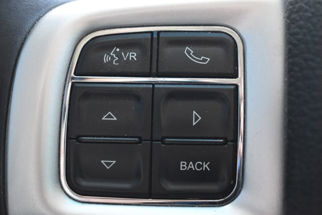 Used 2015 Dodge Journey SXT w/ Flexible Seating Group FWD image 24