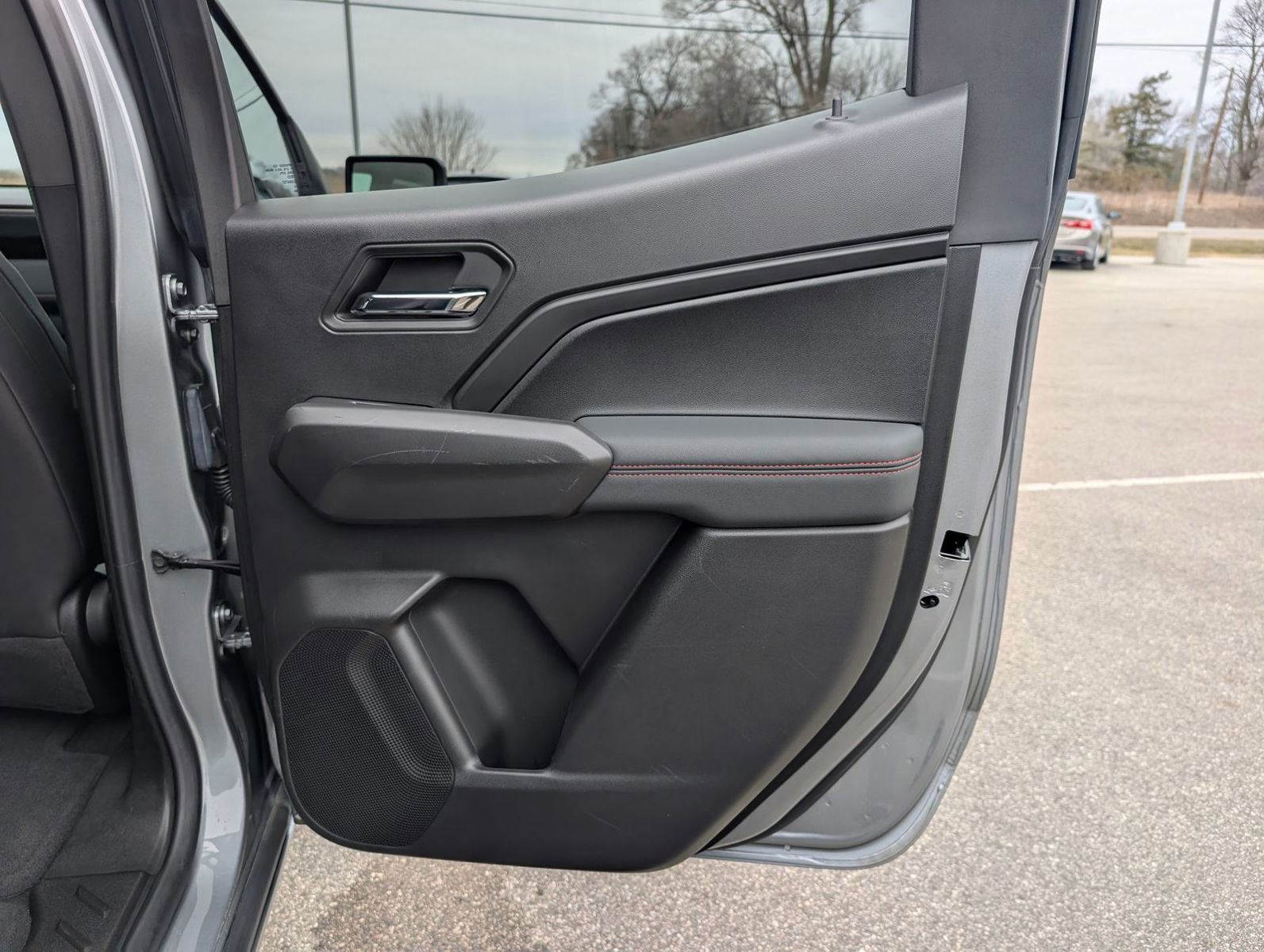 Certified 2023 Chevrolet Colorado Z71 w/ Z71 Convenience Package 2 image 33