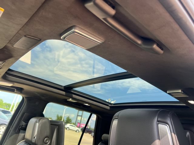 Used 2021 Cadillac Escalade Sport Platinum AWD/4WD image 12