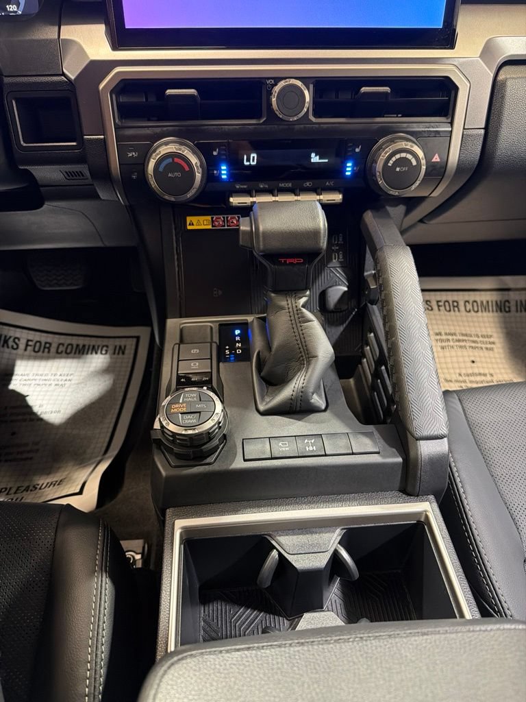 Used 2026 Toyota 4Runner TRD Off-Road Premium AWD/4WD image 33
