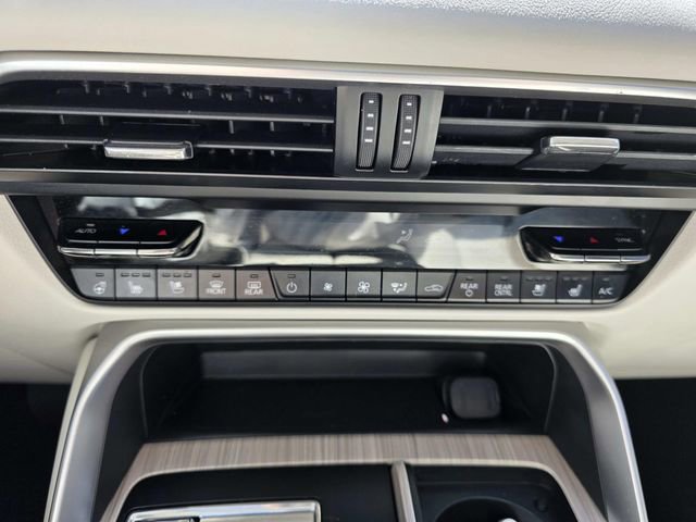 Used 2024 MAZDA CX-90 Plug-In Hybrid w/ Premium Plus image 10