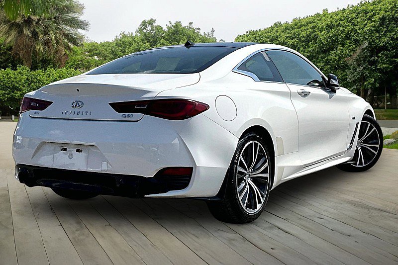 Used 2018 INFINITI Q60 3.0t Luxe image 3