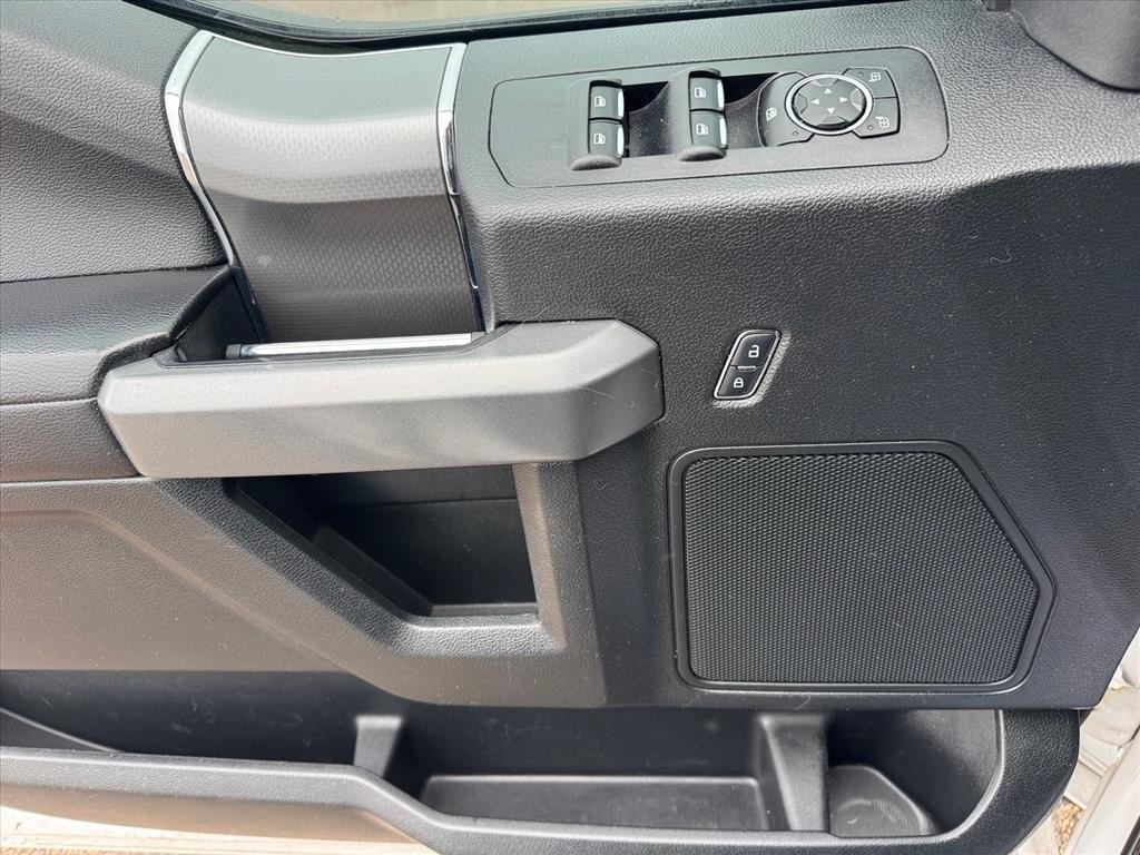 Used 2016 Ford F150 XLT w/ Equipment Group 302A Luxury image 21