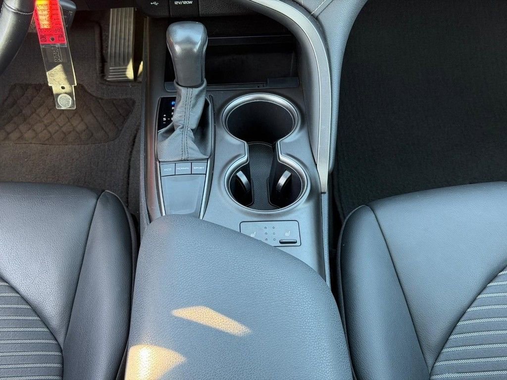 Certified 2024 Toyota Camry SE w/ Cold Weather Package image 17