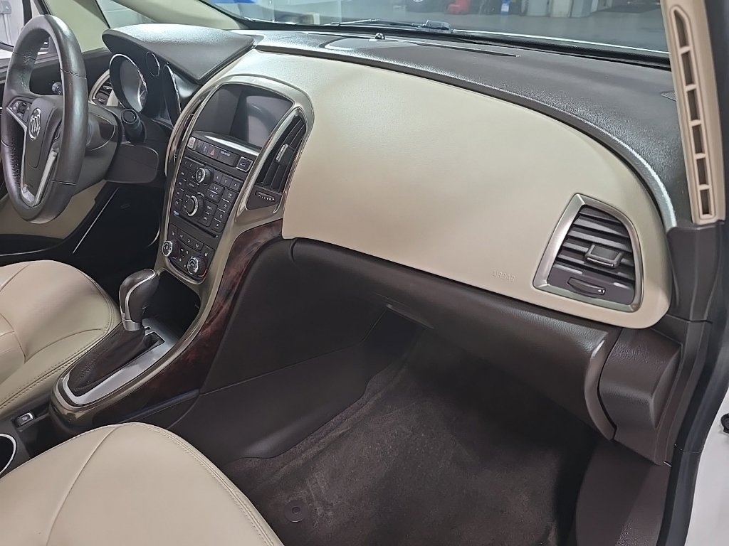 Used 2014 Buick Verano Leather FWD image 34