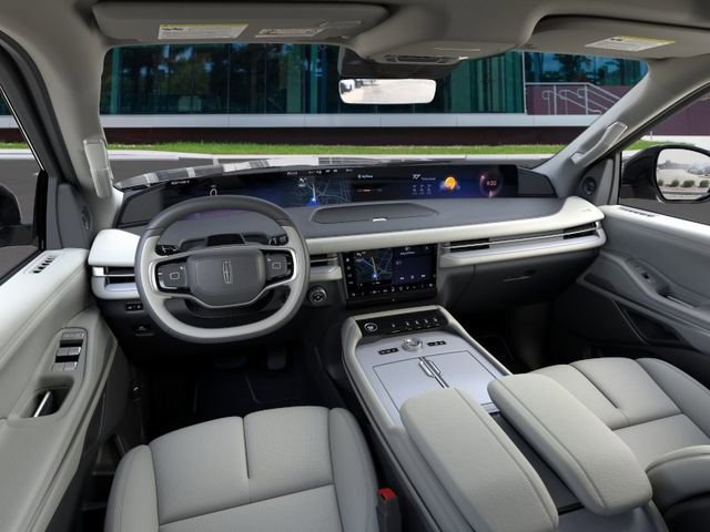 New 2025 Lincoln Navigator Reserve AWD/4WD image 9