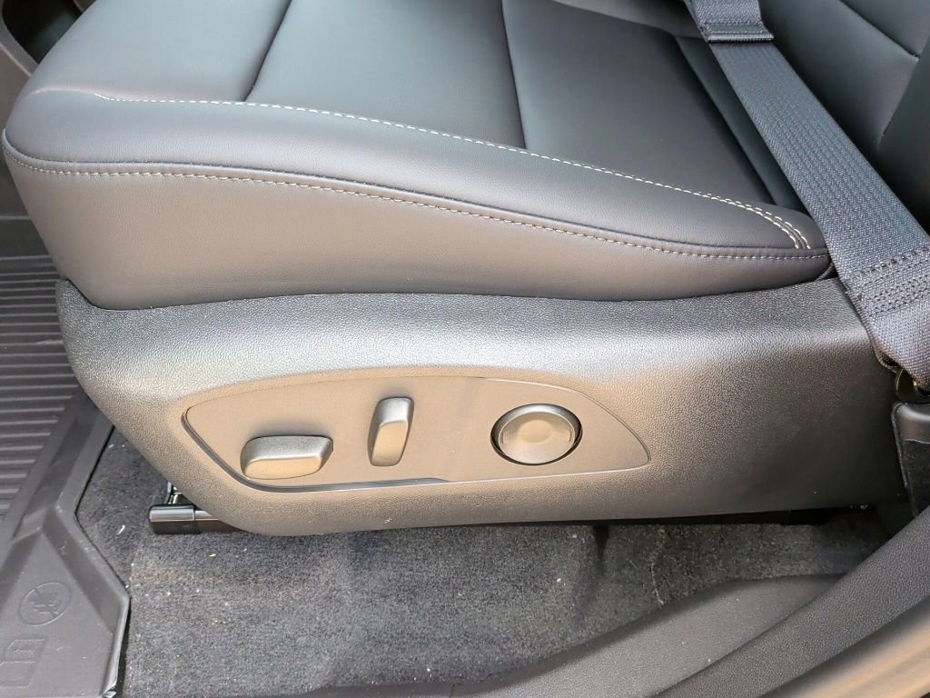 New 2026 GMC Acadia Elevation w/ Black Edition image 14