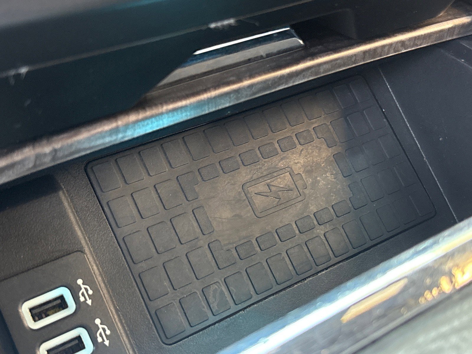 Used 2019 Ford Expedition Max Limited image 24