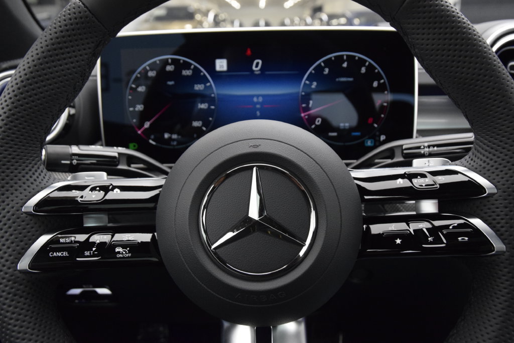 New 2027 Mercedes-Benz CLE 300 4MATIC Coupe image 22