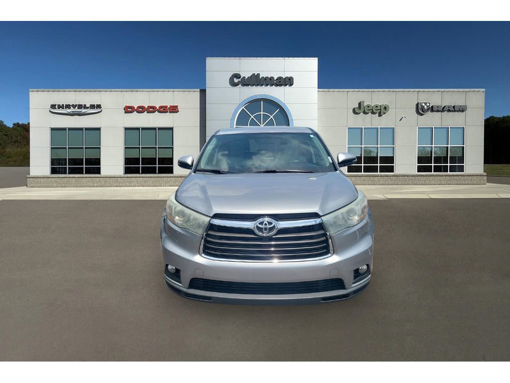 Used 2015 Toyota Highlander Plus FWD image 8
