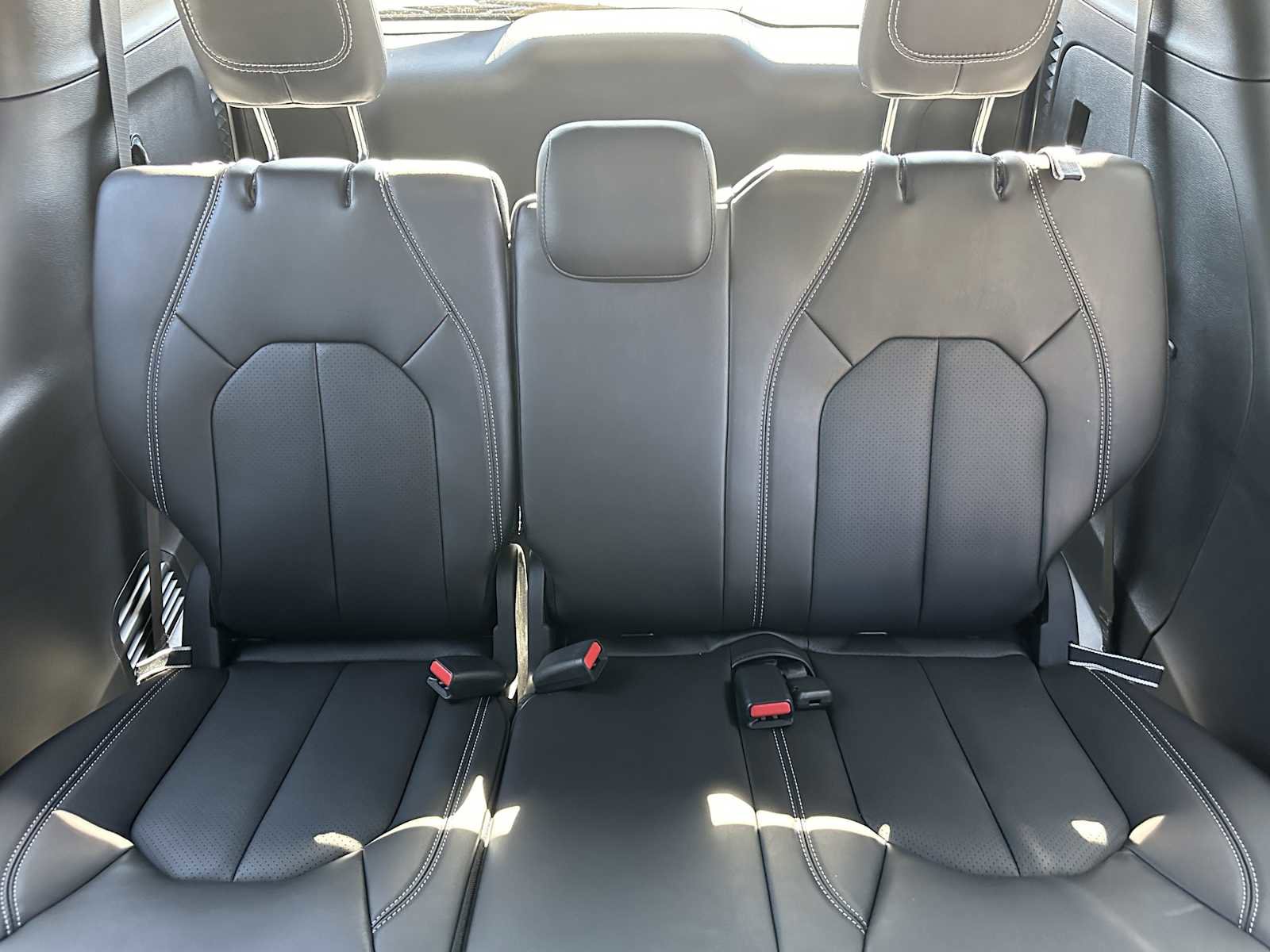 New 2026 Chrysler Voyager LX image 21