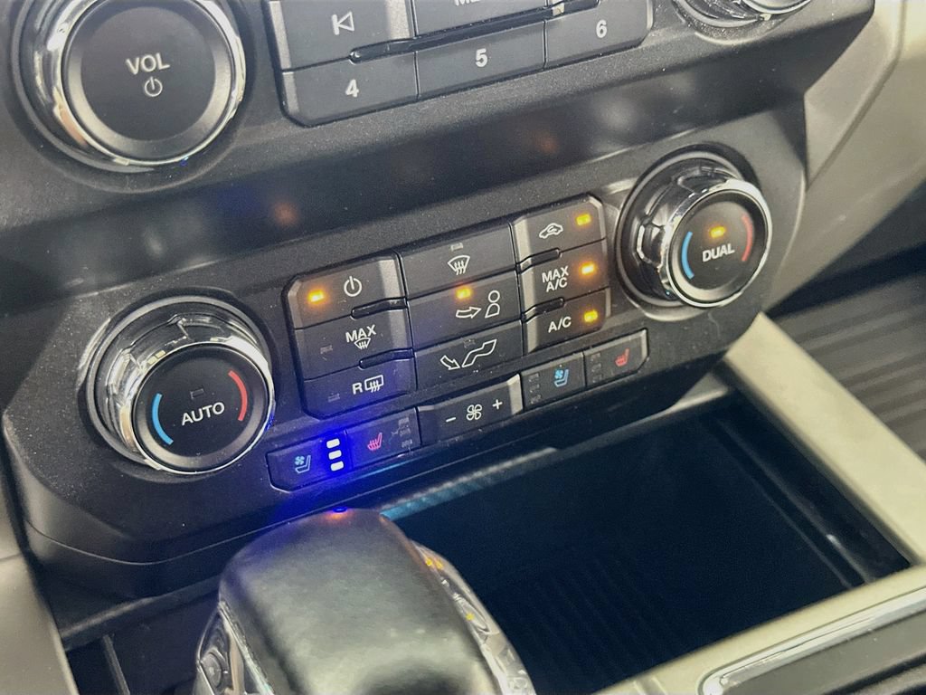 Used 2019 Ford F150 Lariat AWD/4WD image 29
