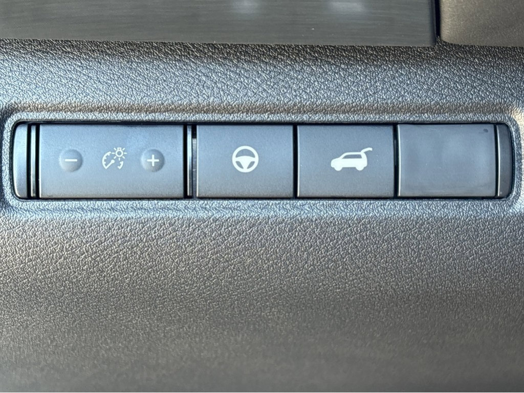 New 2026 Nissan Pathfinder SL w/ Cargo Package FWD image 11