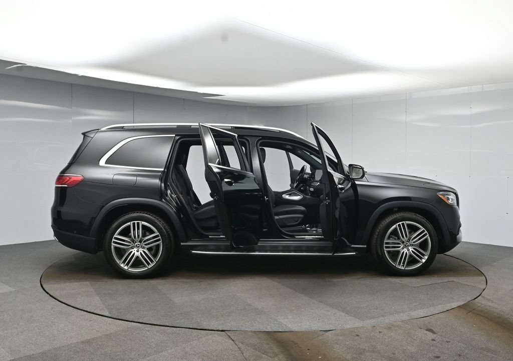 Used 2022 Mercedes-Benz GLS 450 4MATIC image 65