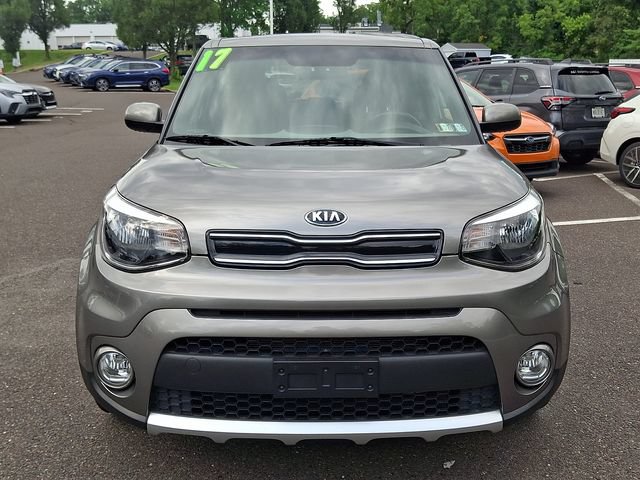 Used 2017 Kia Soul + FWD image 2