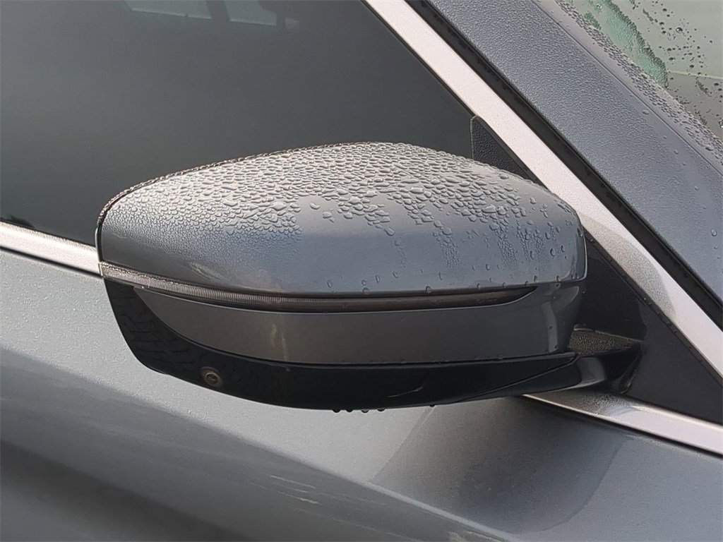 Used 2019 BMW 530i xDrive 530i xDrive w/ Premium Package image 13