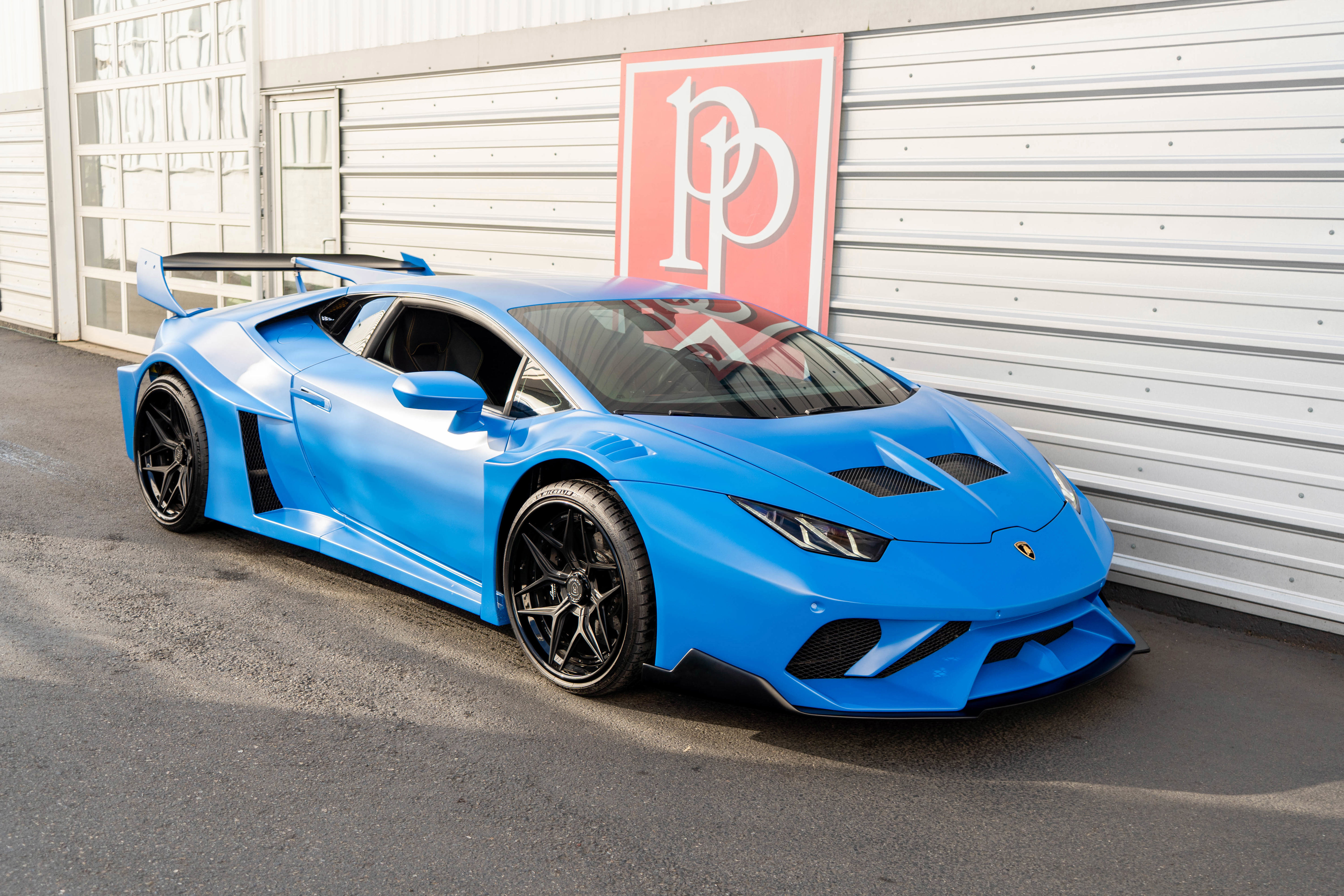 Used 2016 Lamborghini Huracan LP 580-2 RWD image 46